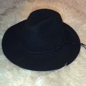 Black wool fedora